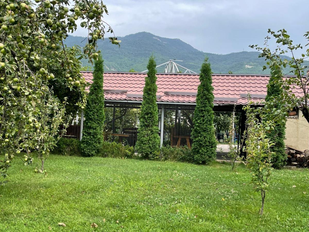 Kamar Hotel Ijevan Esterno foto