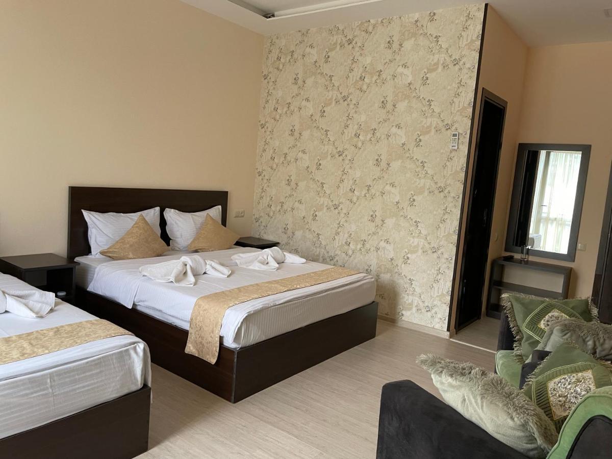 Kamar Hotel Ijevan Esterno foto
