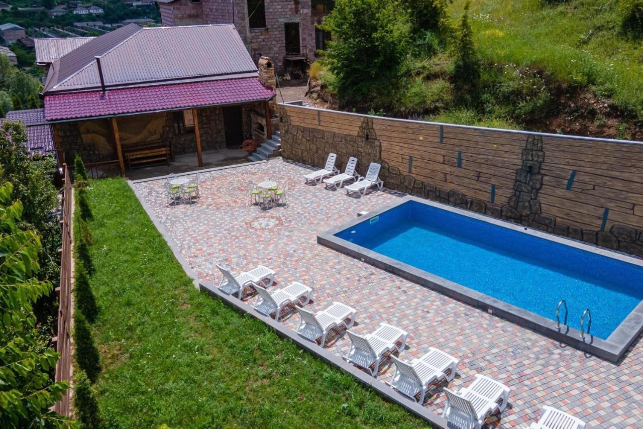 Kamar Hotel Ijevan Esterno foto